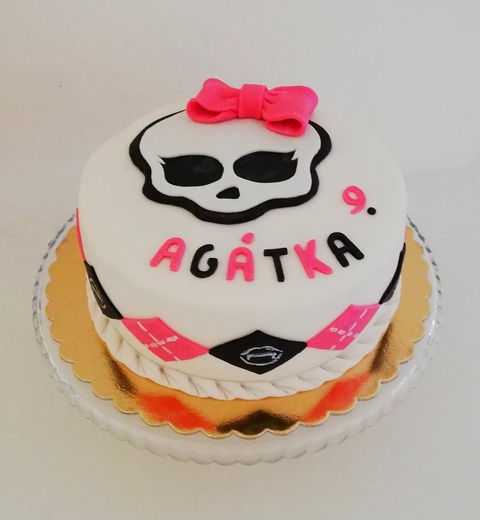 bezlepek_012-dort na téma Monster High v bezlepkové variantě.