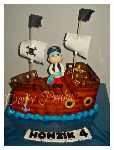 dět_264-malá pirátská loď pro malého piráta 10 porcí.jpg