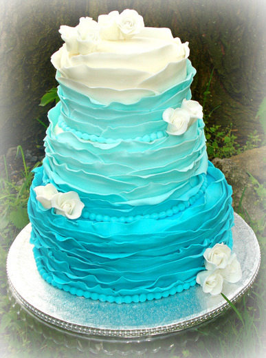 svat_026-svatební dort tyrkys volánkový.jpeg